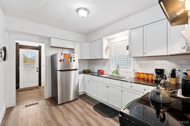 945 Oak Street, Syracuse, NY 13203