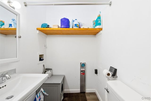 945 Oak Street, Syracuse, NY 13203