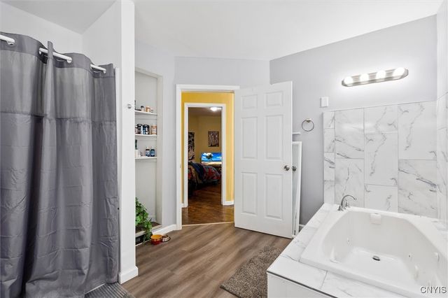 945 Oak Street, Syracuse, NY 13203