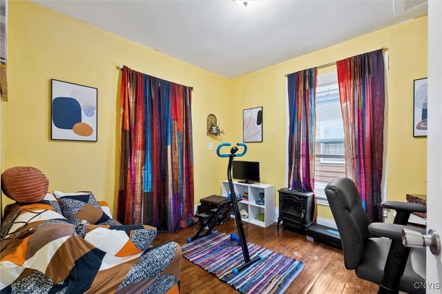 945 Oak Street, Syracuse, NY 13203