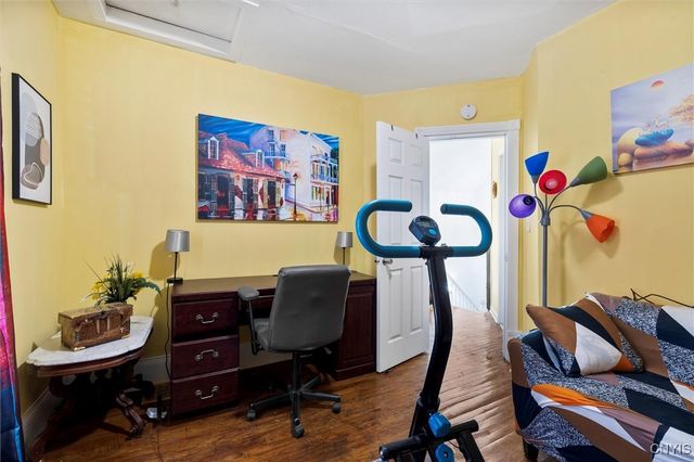 945 Oak Street, Syracuse, NY 13203