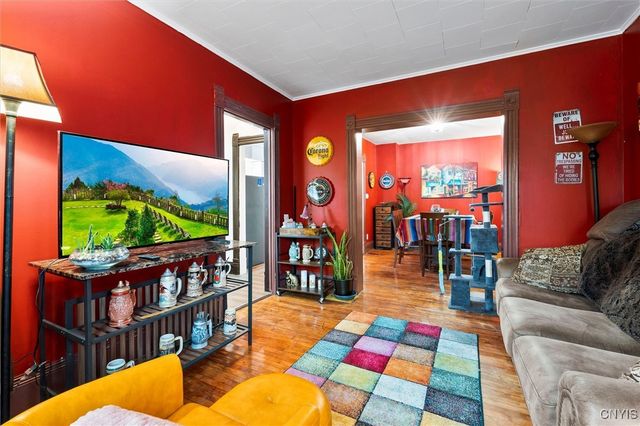 945 Oak Street, Syracuse, NY 13203