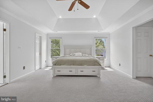 6331 HIDDEN CANYON RD, Centreville, VA 20120