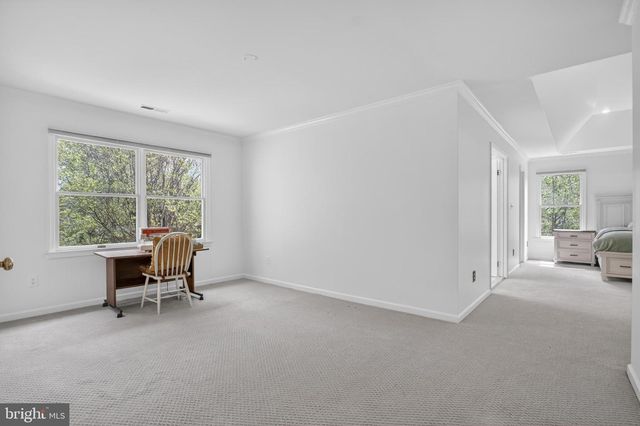 6331 HIDDEN CANYON RD, Centreville, VA 20120