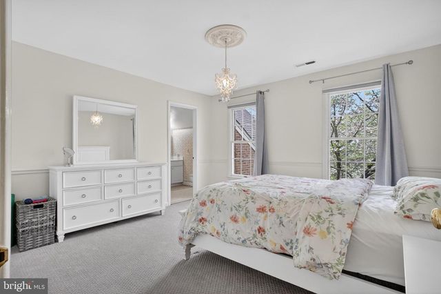 6331 HIDDEN CANYON RD, Centreville, VA 20120