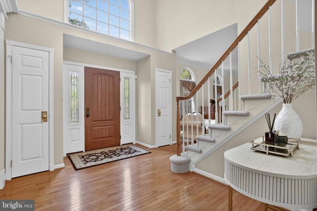 6331 HIDDEN CANYON RD, Centreville, VA 20120