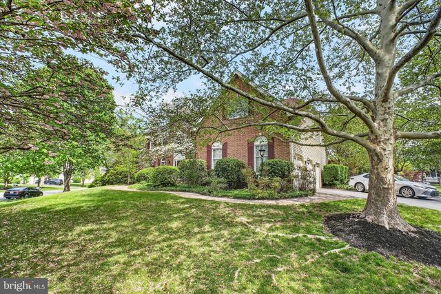 6331 HIDDEN CANYON RD, Centreville, VA 20120