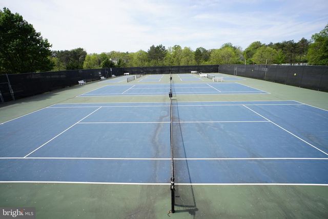 6331 HIDDEN CANYON RD, Centreville, VA 20120