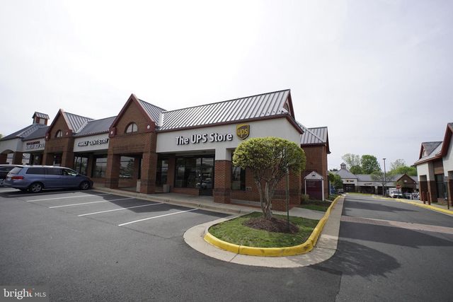 6331 HIDDEN CANYON RD, Centreville, VA 20120