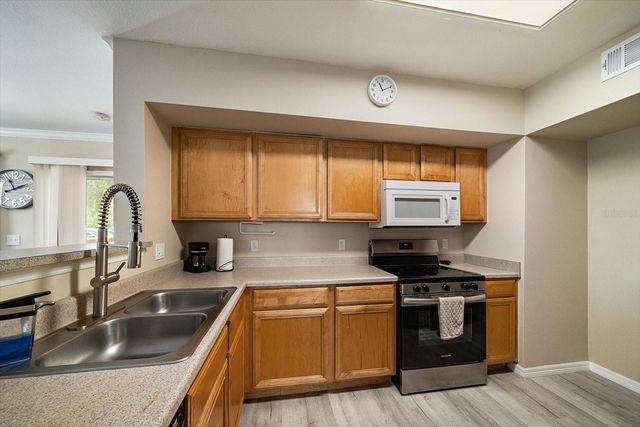 1010 VILLAGIO CIRCLE 104, Sarasota, FL 34237