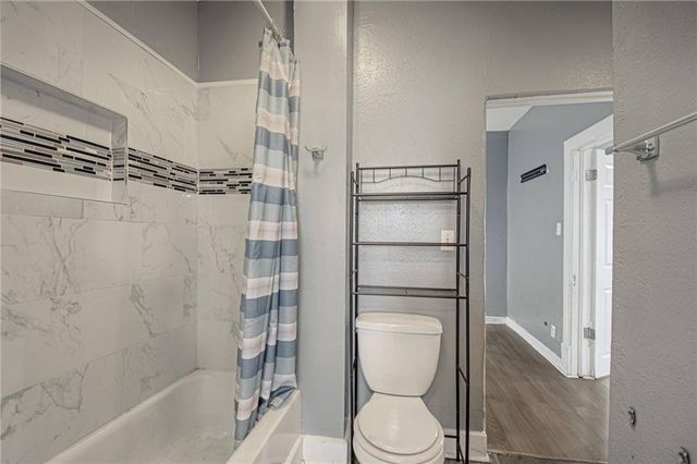 532 PARALLEL Avenue, Kansas City, KS 66104