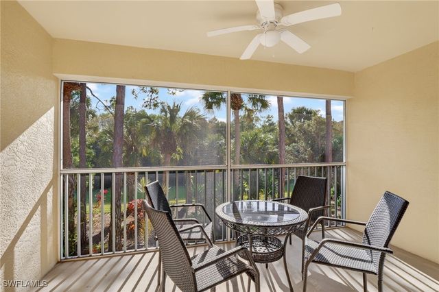 209 Robin Hood CIR 201, Naples, FL 34104