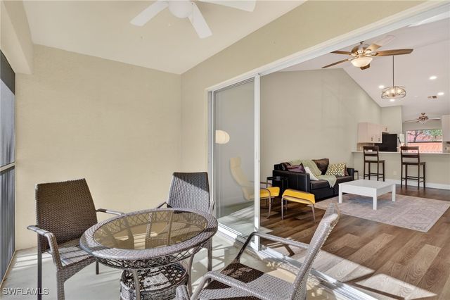 209 Robin Hood CIR 201, Naples, FL 34104