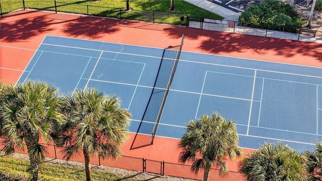 209 Robin Hood CIR 201, Naples, FL 34104