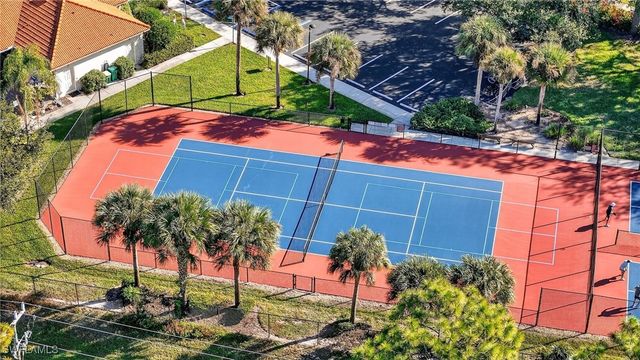 209 Robin Hood CIR 201, Naples, FL 34104