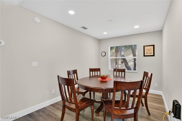 209 Robin Hood CIR 201, Naples, FL 34104