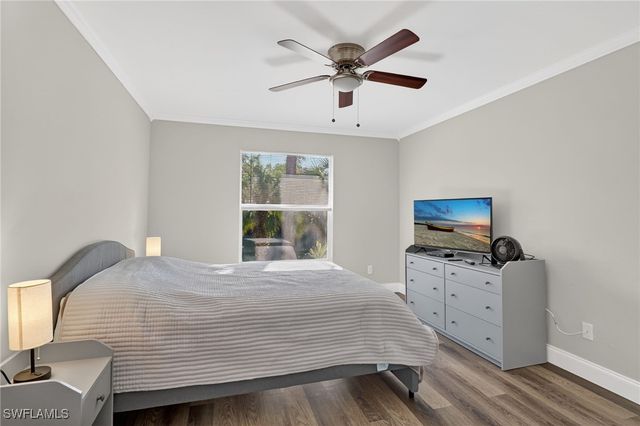 209 Robin Hood CIR 201, Naples, FL 34104