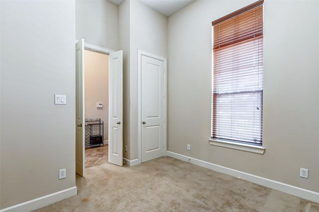 17040 W Fm 1097 Road 4303, Montgomery, TX 77356