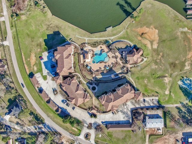 17040 W Fm 1097 Road 4303, Montgomery, TX 77356