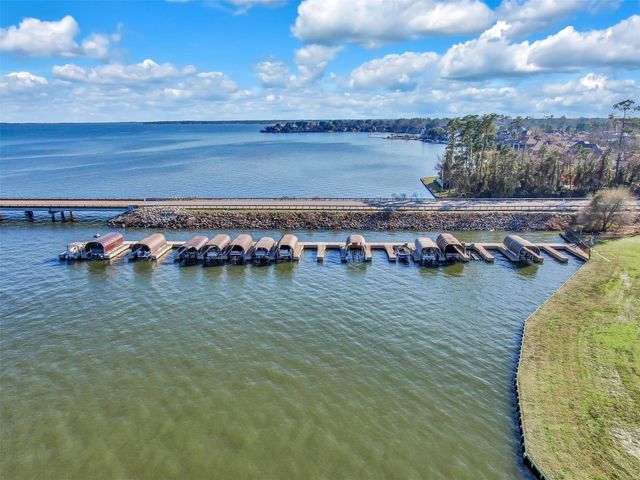 17040 W Fm 1097 Road 4303, Montgomery, TX 77356