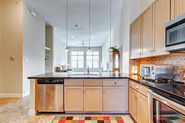 17040 W Fm 1097 Road 4303, Montgomery, TX 77356
