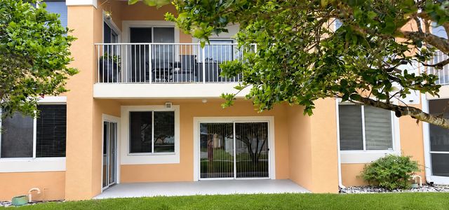 6952 SW 39TH Street C106, Davie, FL 33314