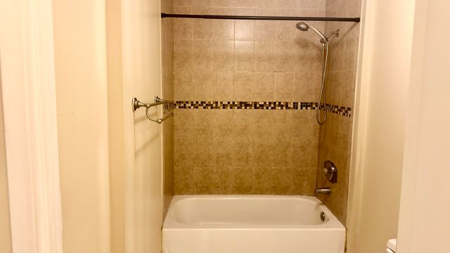 6952 SW 39TH Street C106, Davie, FL 33314
