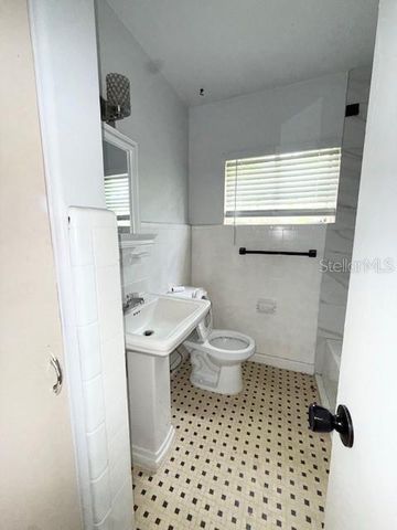 1016 ALBA DRIVE 1016, Orlando, FL 32804