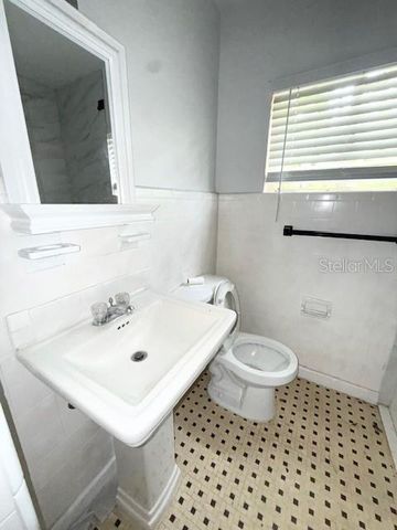 1016 ALBA DRIVE 1016, Orlando, FL 32804