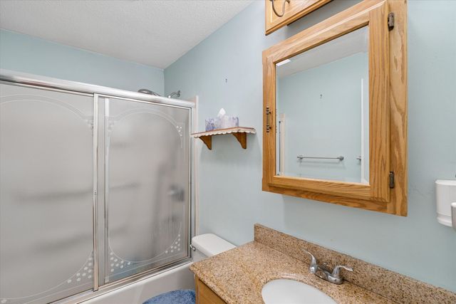 415 Greeley Street, Manchester, NH 03102