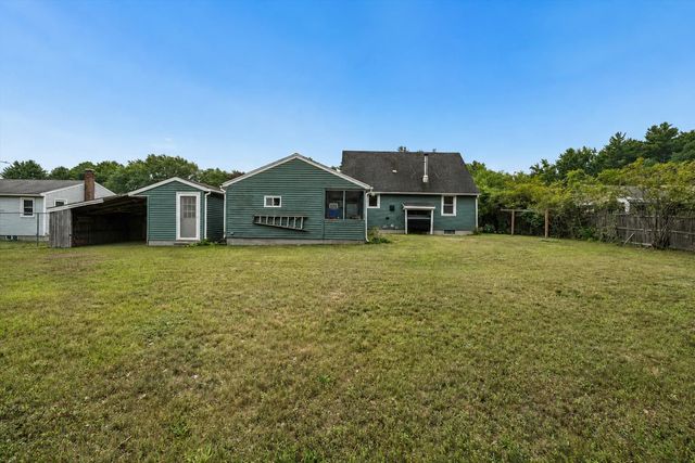 415 Greeley Street, Manchester, NH 03102