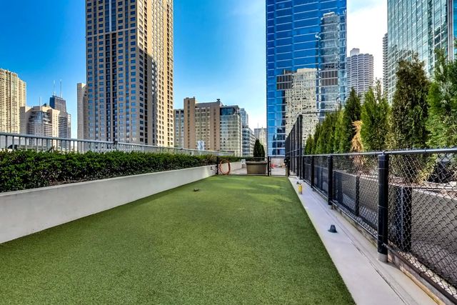 345 N La Salle Drive 4502, Chicago, IL 60654