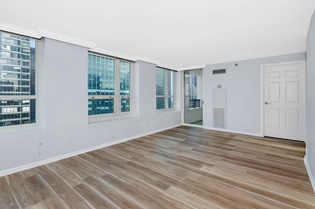 345 N La Salle Drive 4502, Chicago, IL 60654