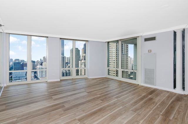 345 N La Salle Drive 4502, Chicago, IL 60654