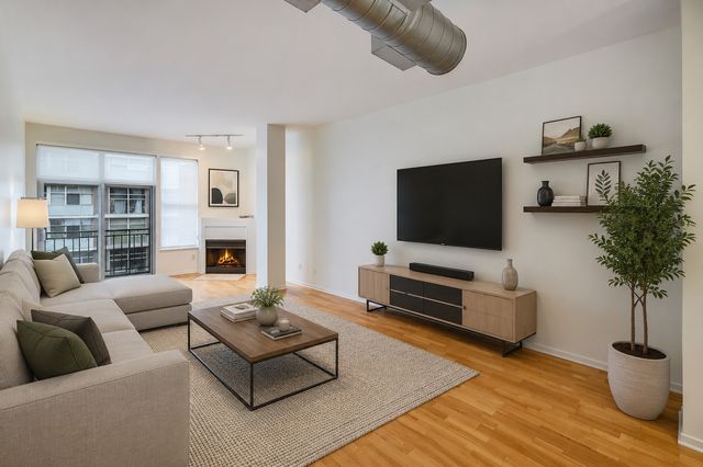 1631 S Michigan Avenue 502, Chicago, IL 60616