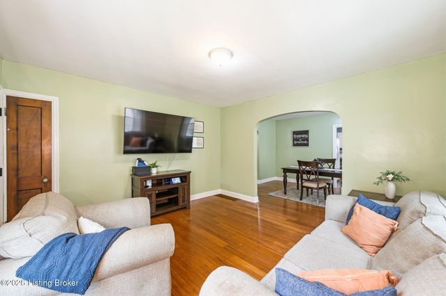 103 Claremont Ave, Louisville, KY 40206