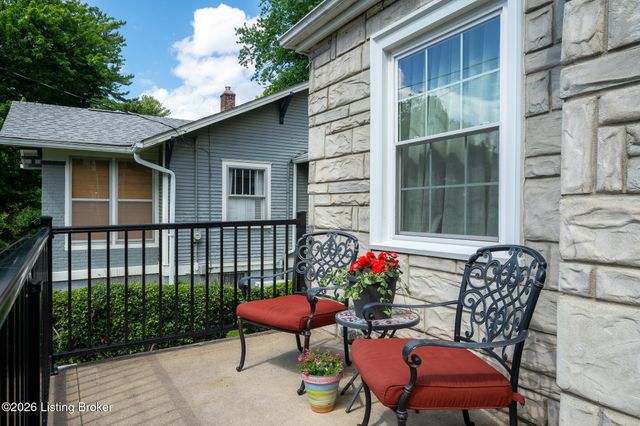 103 Claremont Ave, Louisville, KY 40206