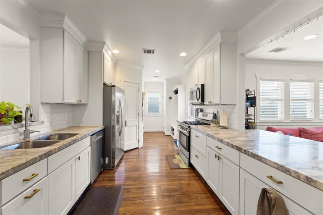 817 Gale Street, Houston, TX 77009