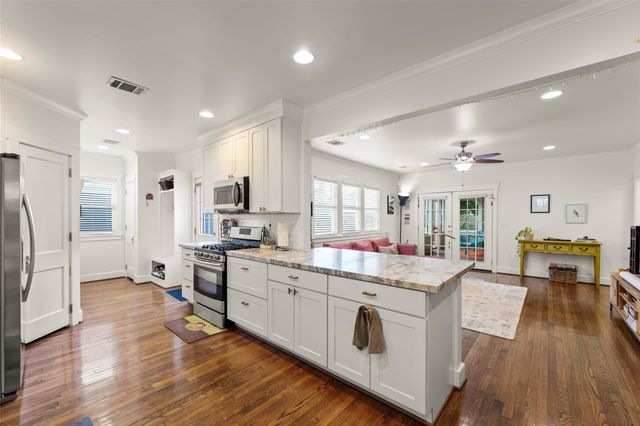 817 Gale Street, Houston, TX 77009