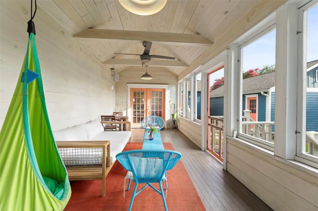 817 Gale Street, Houston, TX 77009
