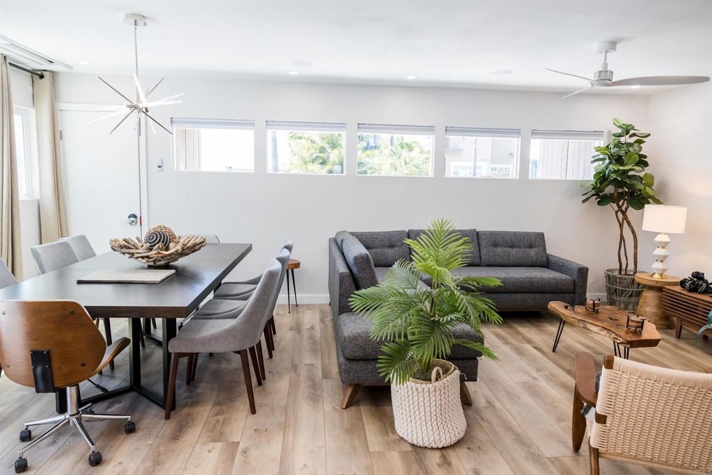 Image 38 of property listing at 3761 Oleander Dr, San Diego, CA 92106