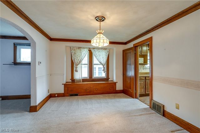 1425 Chippewa Avenue, Akron, OH 44305