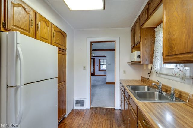 1425 Chippewa Avenue, Akron, OH 44305