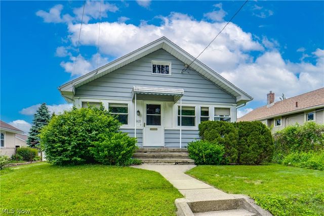 1425 Chippewa Avenue, Akron, OH 44305