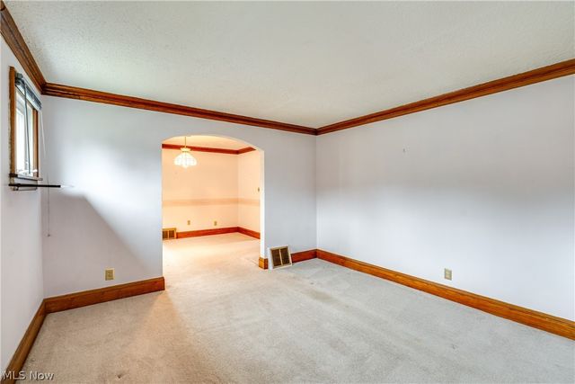 1425 Chippewa Avenue, Akron, OH 44305