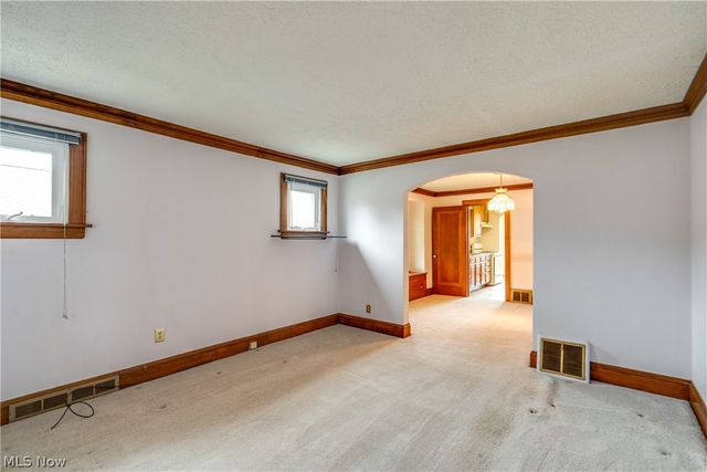 1425 Chippewa Avenue, Akron, OH 44305