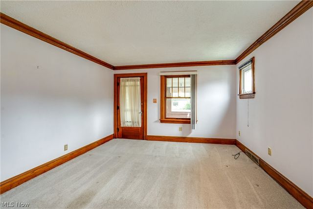 1425 Chippewa Avenue, Akron, OH 44305