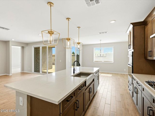 1180 W Haynes Way, Apache Junction, AZ 85120