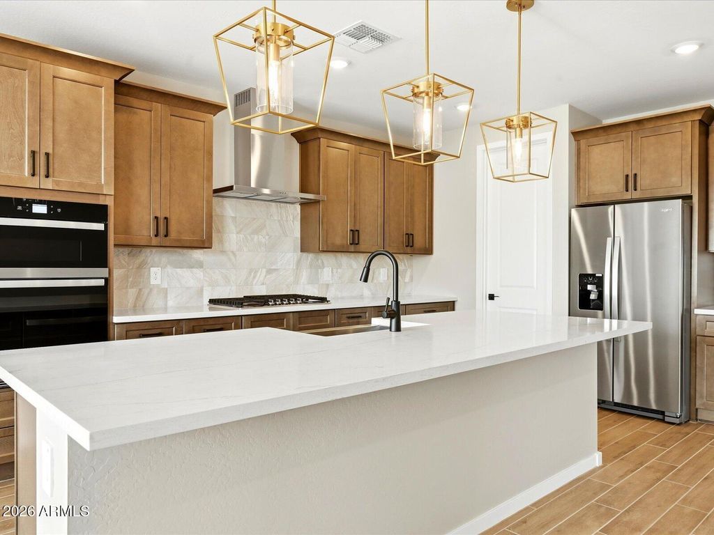 1180 W Haynes Way, Apache Junction, AZ 85120