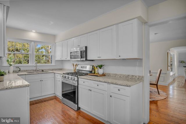 1059 HILLSIDE DR, York, PA 17403